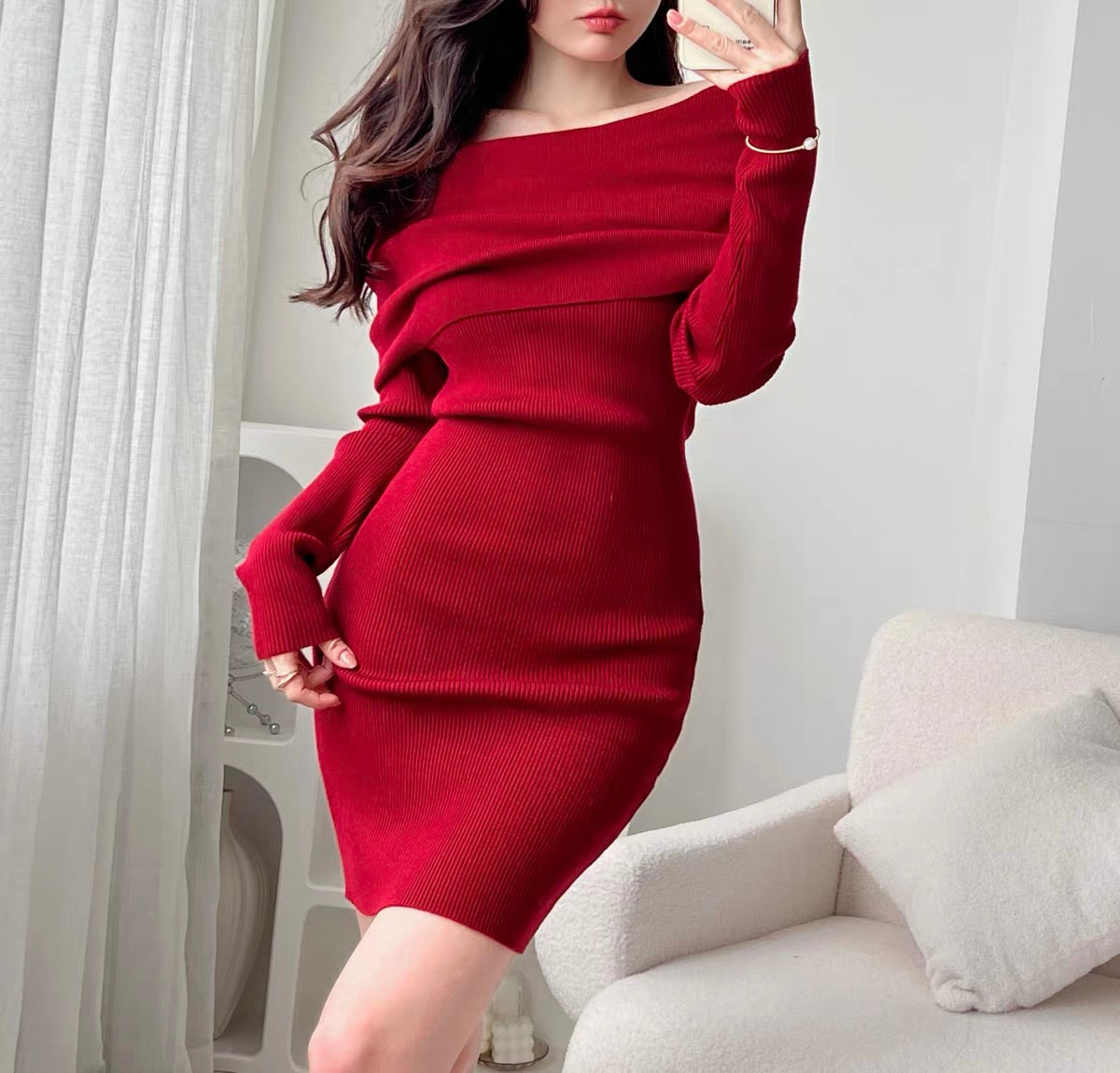 retro sexy dress Red retro sexy knitted dress women's autumn and winter 2023 new slim o – Lee Nhi Boutique