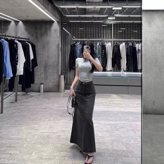 FBB limit early autumn new temperament denim skirt women's split line design raw edge A-hem skirt versatile