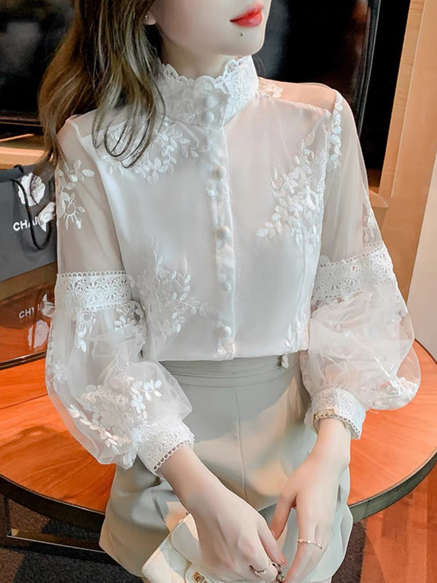 Palace style embroidered chiffon shirt for women autumn 2023 new temperament lace splicing lantern sleeves stand collar top (B2316)