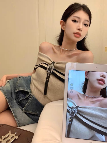 2023 Designed Hot Girl Style Versatile Off-Shoulder Lapel Buckle One-Shoulder Knitted Sweater Top