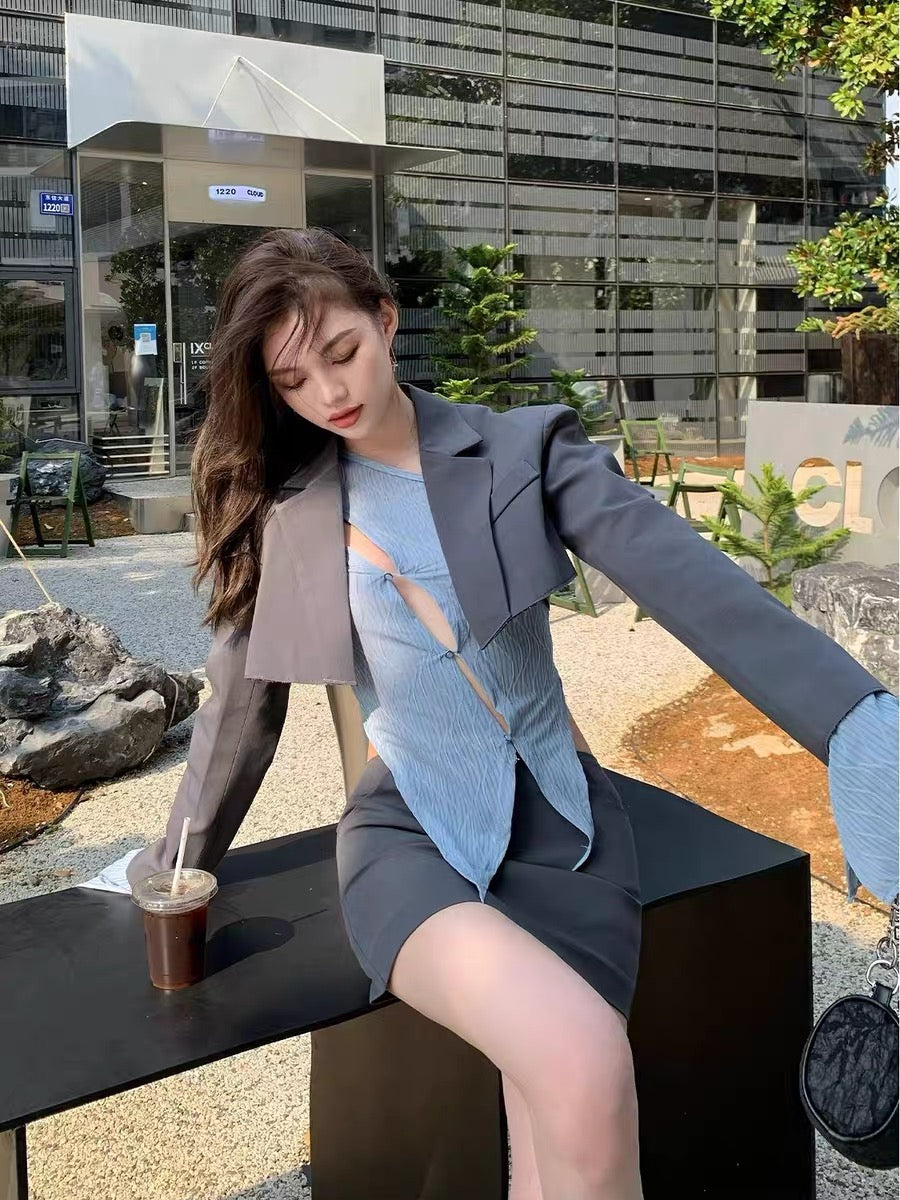 EUSKY IIWAN Hollow design niche long-sleeved shirt with spring and summer new irregular off-shoulder top (T246)