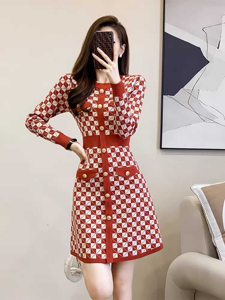 New autumn and winter French style long-sleeved small fragrant style Polo collar plaid dress with feminine temperament and slim fit with knitted skirt inside D7792