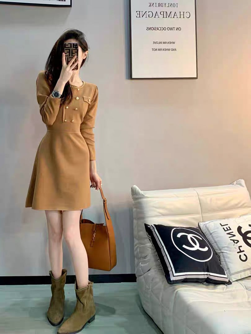 Knitted dress autumn and winter new style for women, gentle, high-end, fashionable, elegant, ladylike, waist-cinching, long-sleeved skirt (B2514)