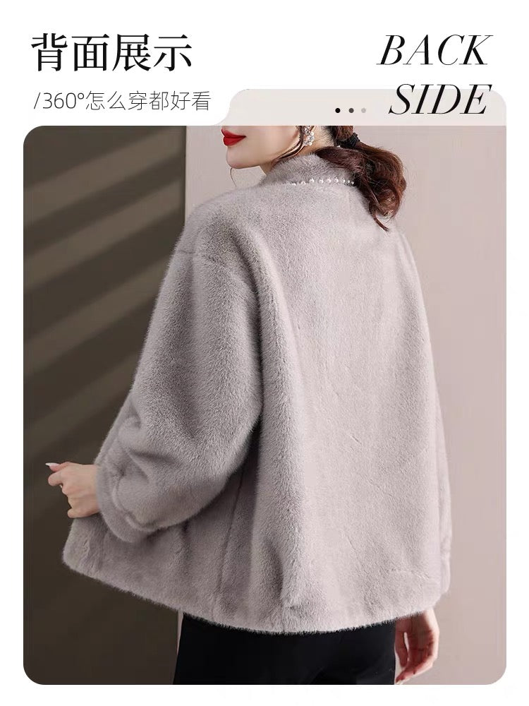 Young mother's autumn and winter coat, temperament and age-reducing 40-year-old woman's fashion wear, middle-aged fur one-piece mink top
