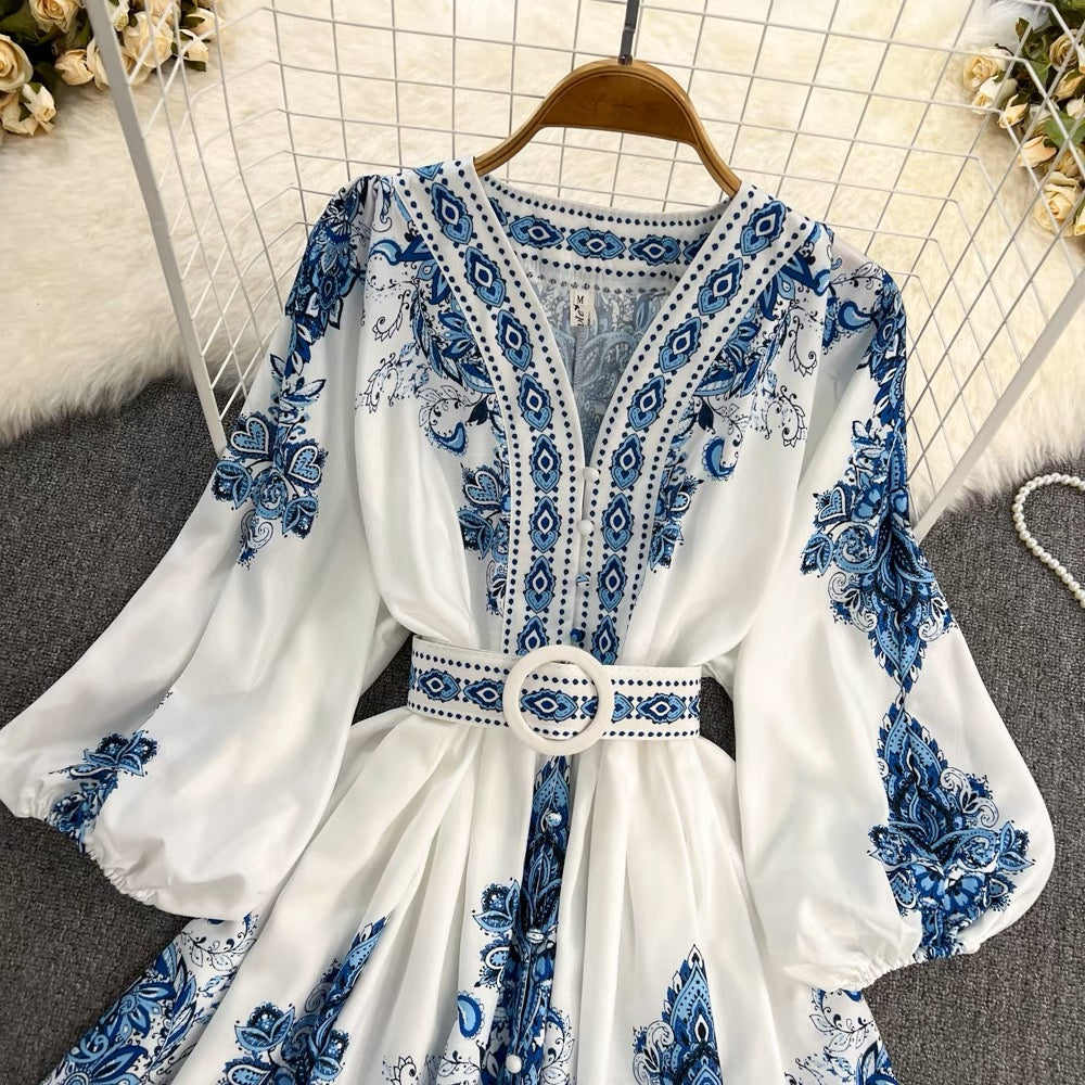 Spring and Autumn Commuting Retro Palace Style Positioned Print Lantern Sleeve V-neck Waist Slimming Single-breasted A-Line Dress