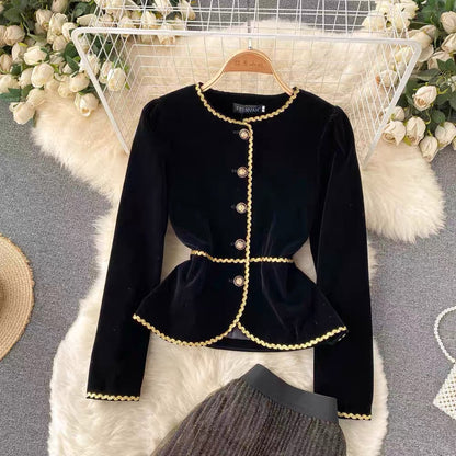 Xiaoxiangfeng French retro high-end short waisted velvet shirt high-waisted pleated skirt Western style two-piece set (S0996)