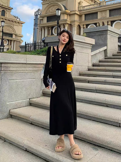 Mr. Zhang's new autumn and winter plus size women's clothing slim design sense little black dress knitted royal sister mid-length dress for women