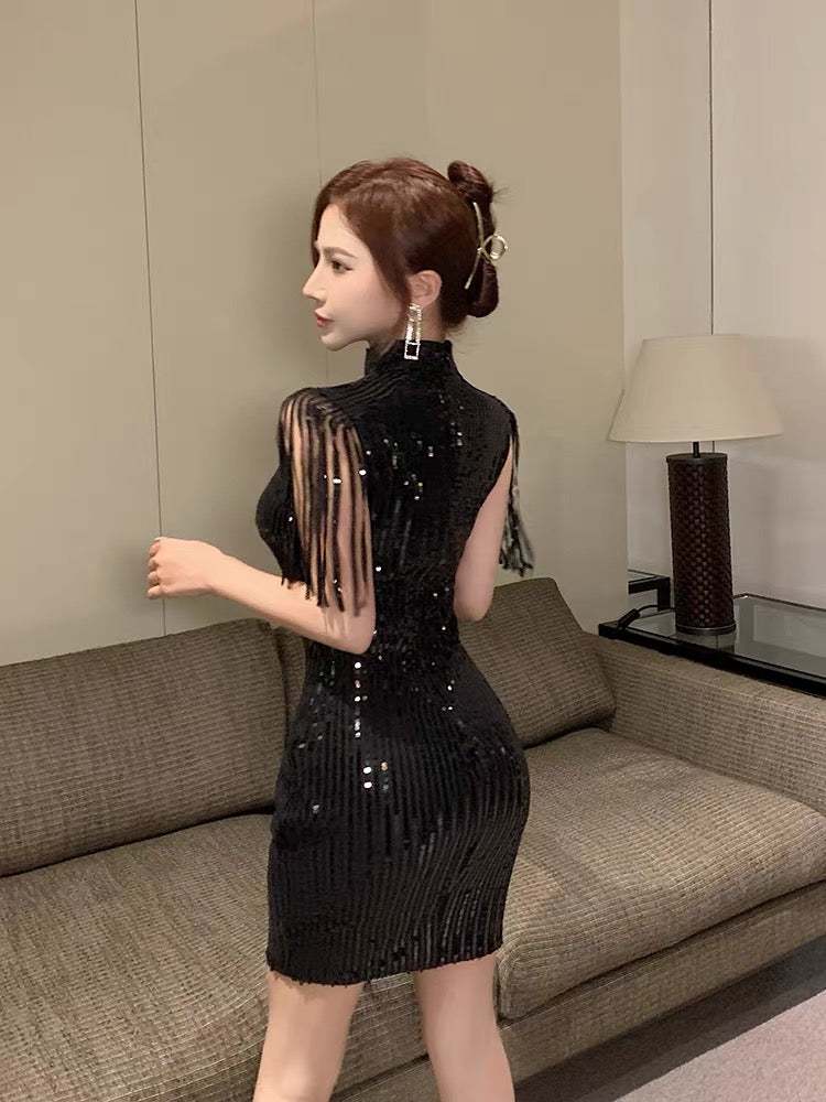 knee length dresses for ladies Luxury Black and Gold Color Evening Dress – Qëndresa main image 1