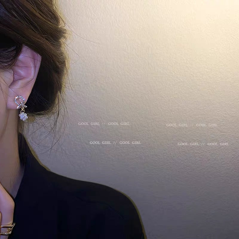 Pearl earrings, temperament and high-end, Korean internet celebrity earrings 2023 new trendy, fashionable, simple, compact earrings for women