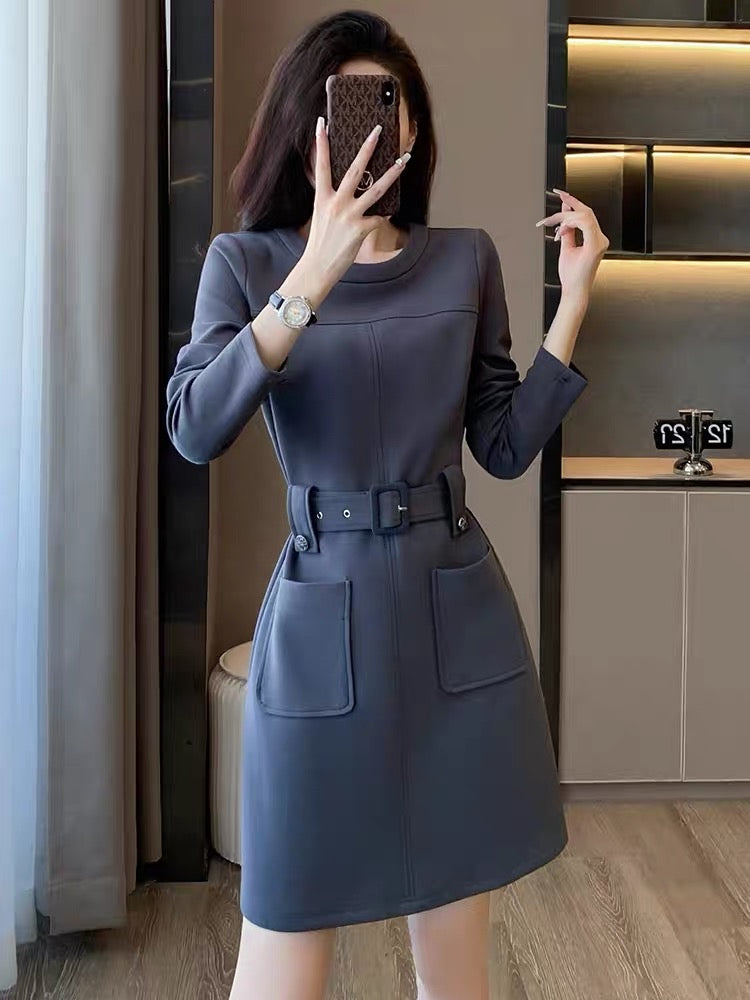 2023 Autumn New Simple Commuting Temperament Short Skirt Women's Light Luxurious Elegant Waist Slimming Long Sleeve Dress D7798