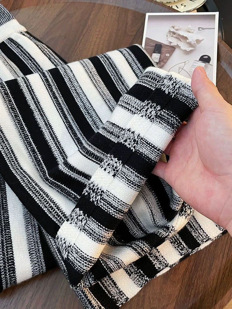 Japanese high street ins high-end fried street 2024 spring and autumn new high-waist drape black and white striped floor-length wide-leg pants