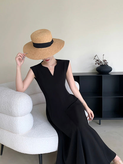 FT GUOGE Guoge's black dress 2024 summer new style waist slimming temperament goddess style commuter long skirt