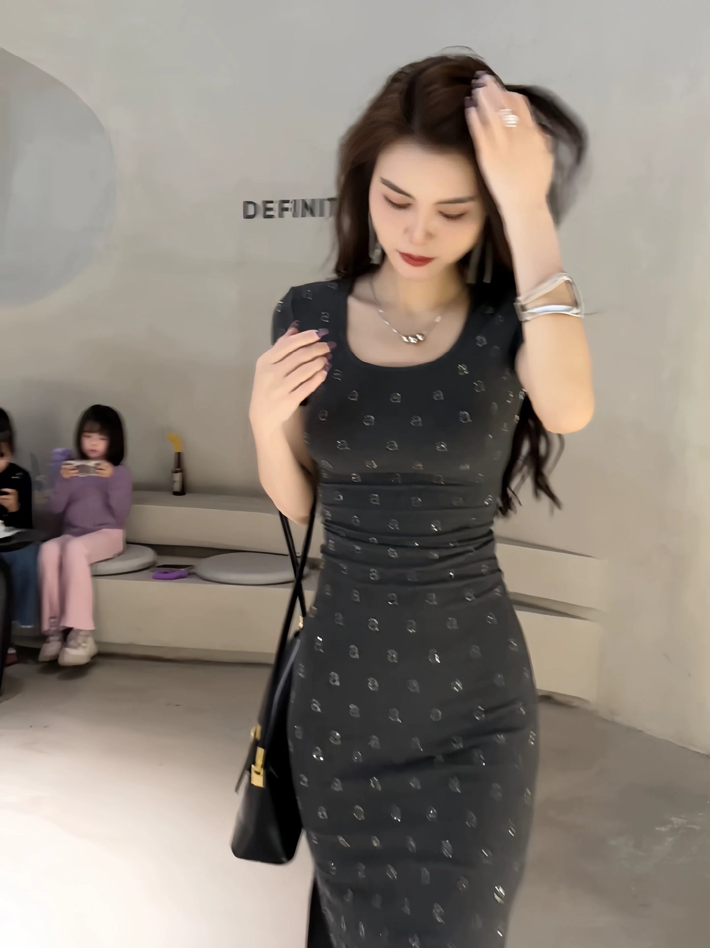 Da Tingting summer new pure diamond waist short sleeve fashion slim slit dress DT0130