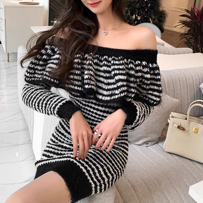 [Earth Store] Contrast color striped versatile knitted dress for women spring and autumn one-line collar ruffle skirt (D0860)