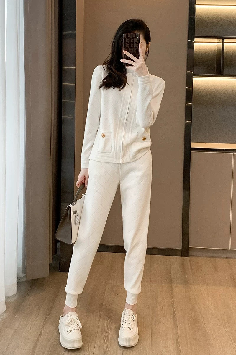 High-end sports and leisure suits for women, spring and autumn fashion, age-reducing streetwear, sweatshirts, pants, two-piece sets, western style