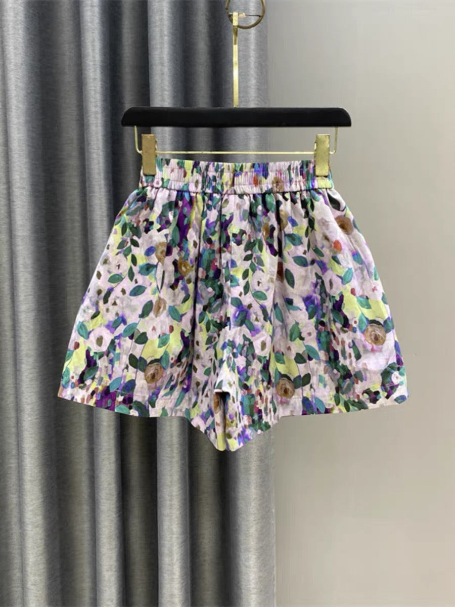 Small fresh floral wide-leg shorts for women 2023 summer new style printed age-reducing elastic waist a-line slimming hot pants