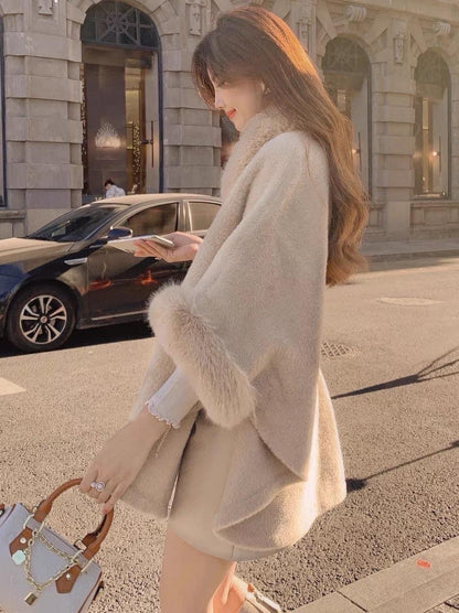 Zhang Xinzi [Winter Milk Cafe] Plush Cape Coat Women's 2023 Winter New Temperament Woolen Sleeve Coat
