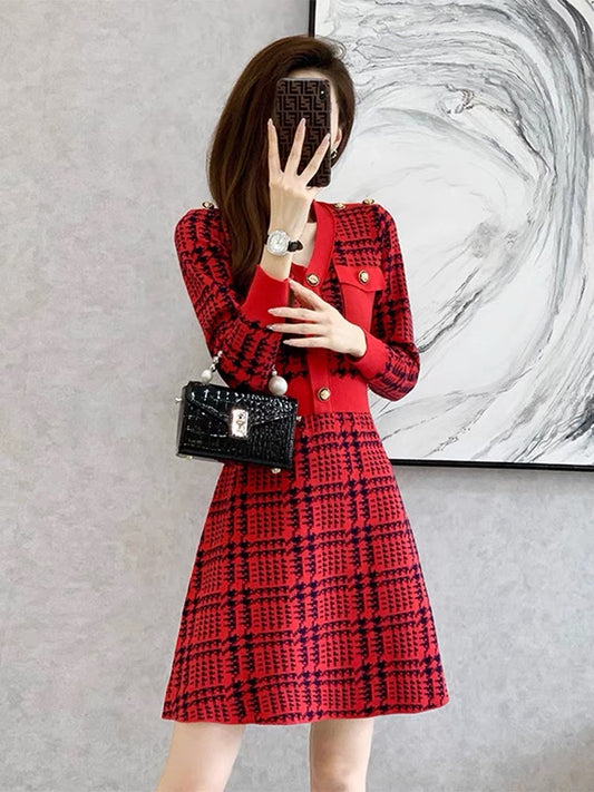 French style small knitted dress for women 2023 autumn and winter new style V-neck temperament waist slimming A-line skirt D7790