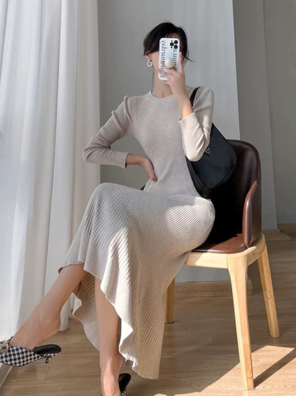Elegant and temperamental knitted dress for women in autumn and winter, slim and slim fit with coat, over-the-knee ruffled sweater skirt