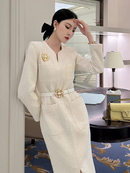 European chic and unique small fragrant white dress for women 2023 new style waist skirt slit fashionable wear
