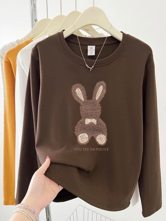 2025 Early Autumn New Style Bottoming Shirt Western Style Straight Shoulder Women's Long Sleeve T-shirt Round Neck College Style Letter Printed Top
