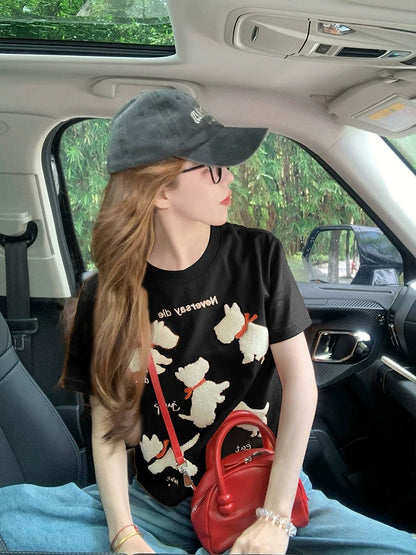 Design sense straight shoulder short-sleeved T-shirt female 2025 new summer American style slim small black short top trend