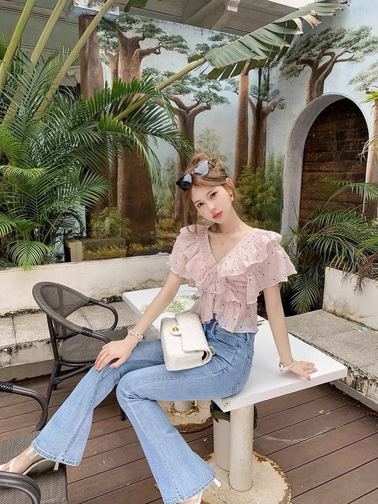 Fish and rabbit rabbit chiffon top women's summer ruffled v-neck flying sleeves 2023 foreign style new chiffon shirt