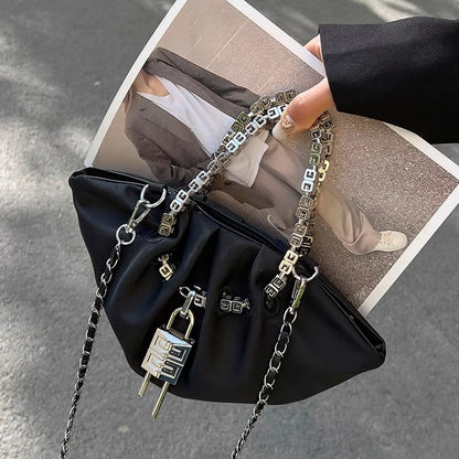 Niche design pleated bag women's spring and summer 2023 new high-end chain handbag black nylon messenger bag