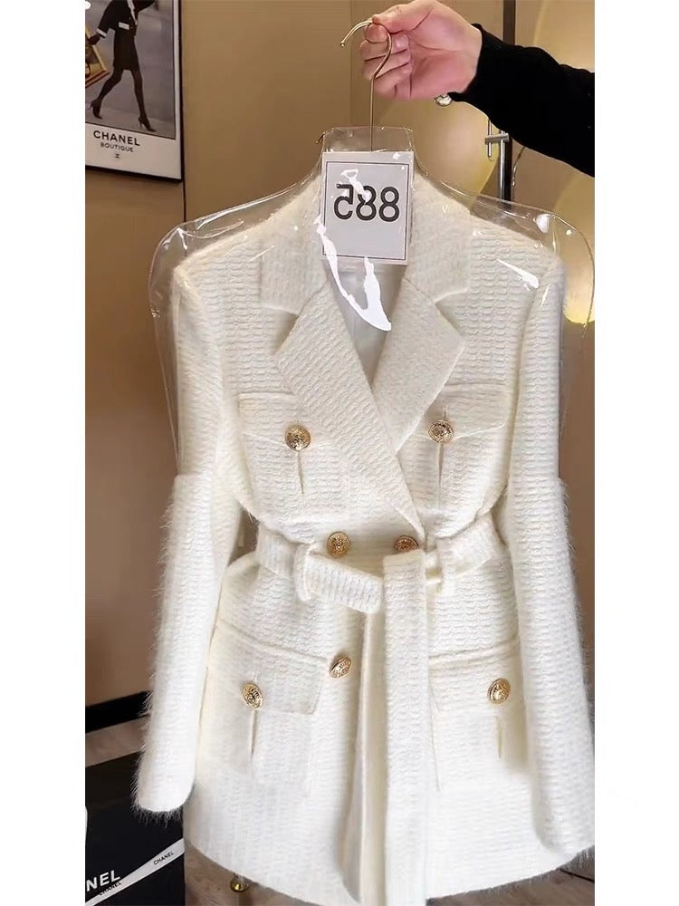 Unique, chic, super good-looking, age-reducing, French-style, high-end, elegant, socialite, spring and autumn white suit jacket for women
