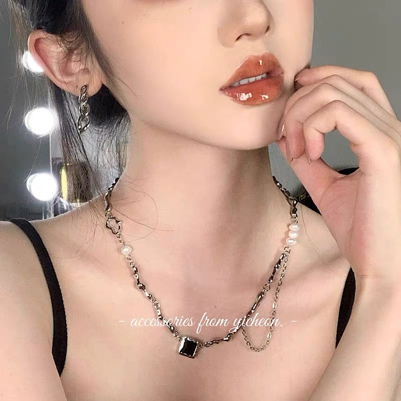 YIcheon Irregular Pearl Square Pendant Black Personality Chain Stitching Tassel Necklace C42