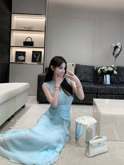 LDTJ Haute Couture 23 Autumn and Winter New Elegant Fairy Sleeveless Vacation Pleated Waist Tencel Broken Print Dress