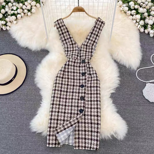 Wool plaid suit skirt for women 2023 autumn and winter new style temperament waist slimming suspender dress sweater two-piece set