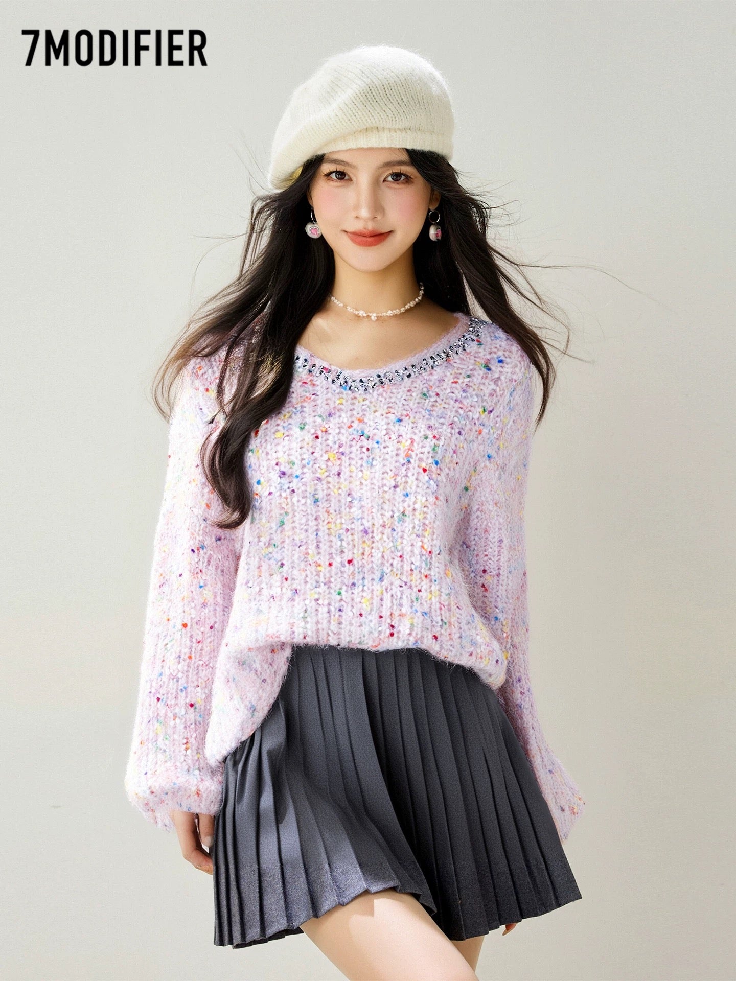 La Chapelle 7M 2025 Autumn High-end Rainbow Dot Design Hot Diamond V-neck Long-sleeved Knitted Top