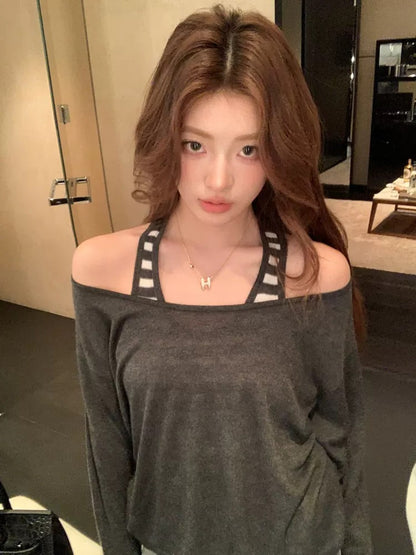 Earth Store striped contrast color off-shoulder design loose T-shirt + U-neck slim vest off-shoulder sexy two-piece suit