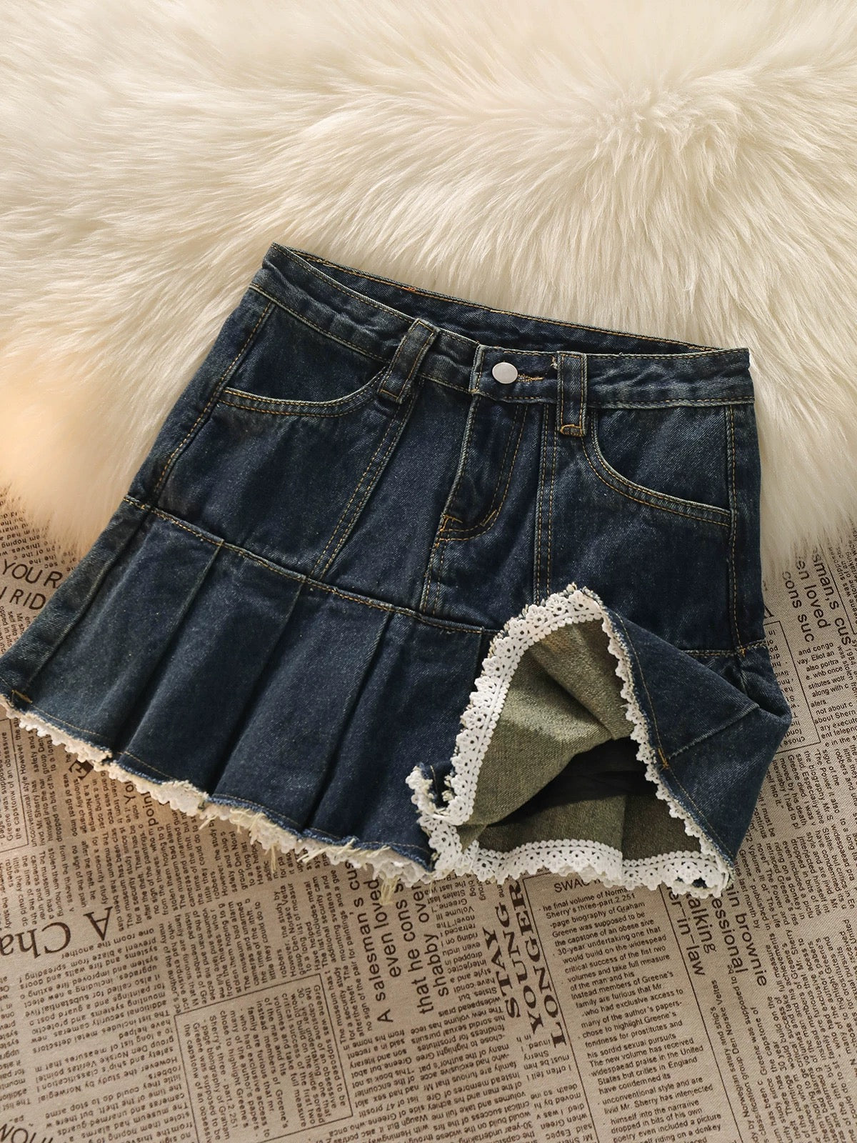 [Free shipping insurance] 2025 new denim skirt for women high waist lace splicing hot girl pleated A-line skirt