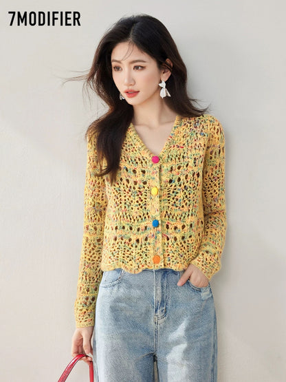La Chapelle 7M2025 autumn unique color button V-neck single-breasted hollow long-sleeved knitted sweater top