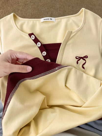 High votes for praise! Look at the color combination! Slim fit V-neck contrast color fake two-piece bottoming shirt long-sleeved top for women