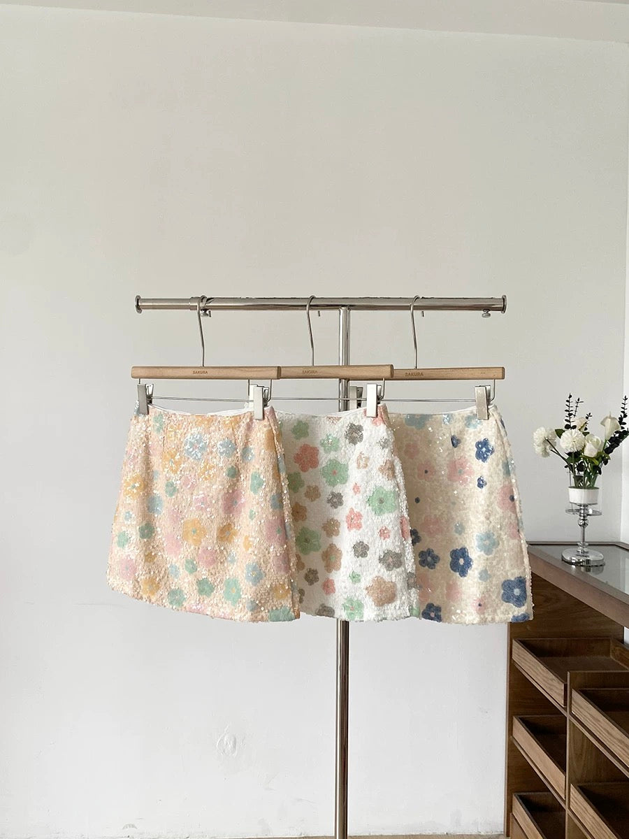 Colorful sequined high-waisted anti-exposure A-line mini skirt for women, 2025 summer new Korean style versatile bodycon skirt