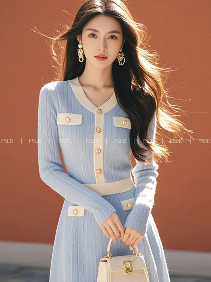 Korean atmosphere outfit, super good-looking and elegant, blue fragrant style knitted dress 2024 new style for women in autumn