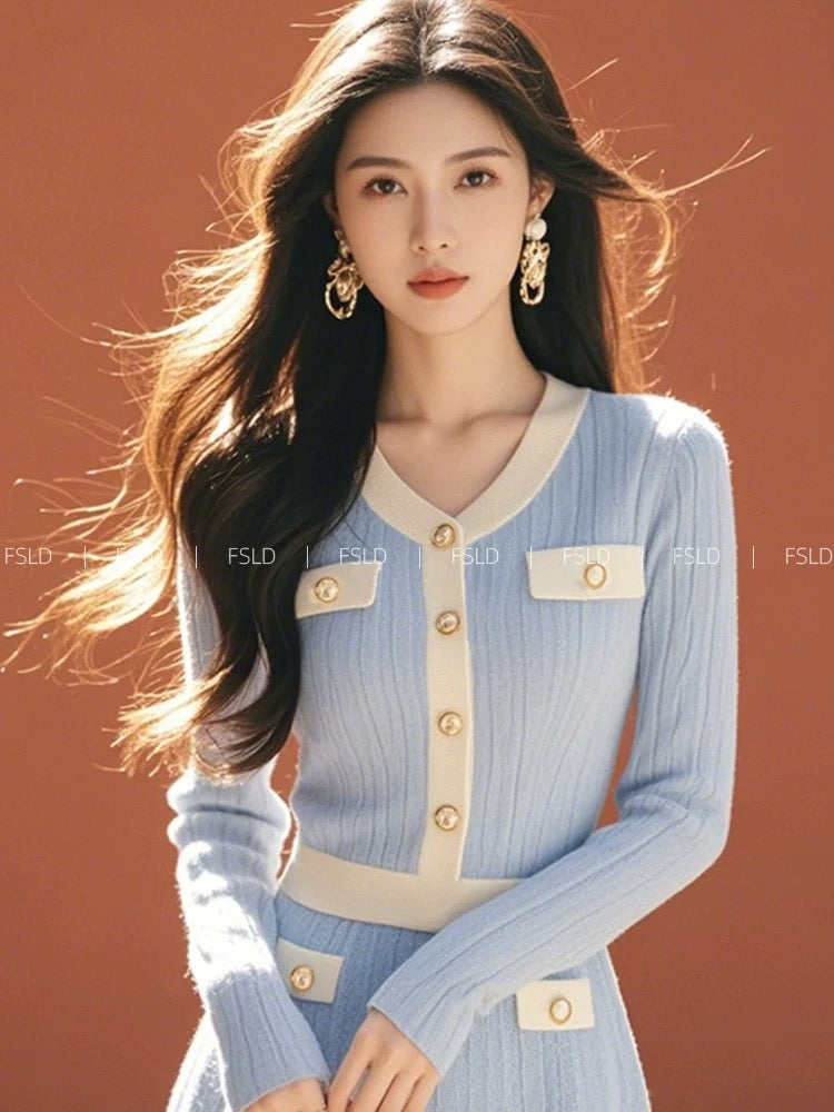 Korean atmosphere outfit, super good-looking and elegant, blue fragrant style knitted dress 2024 new style for women in autumn