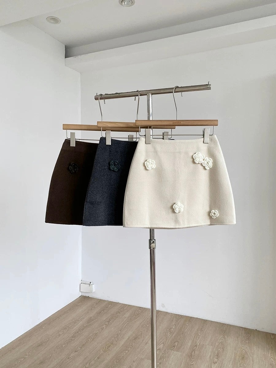 Women's 2025 Winter New Korean Style Versatile Wool Skirt with 3D Floral Design and Anti-Exposure
