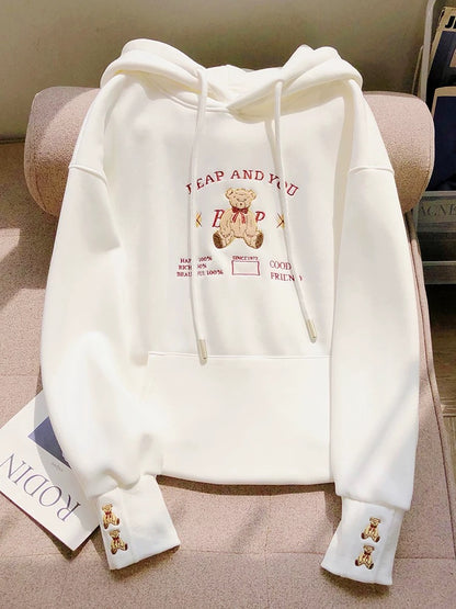 Breast wear 2024 autumn and winter new American retro bear embroidered sweatshirt women's velvet thickened petite top