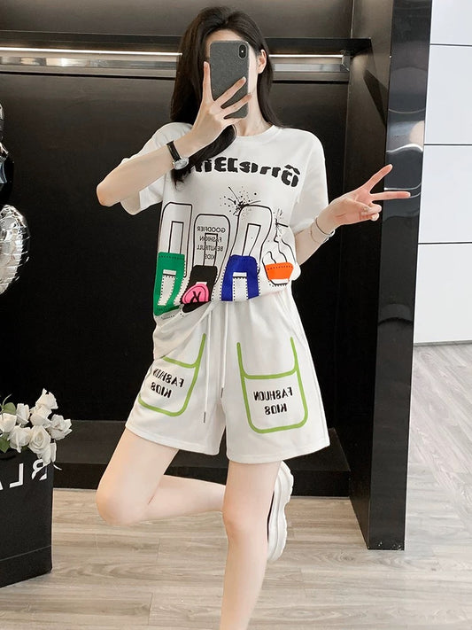 Summer 2025 new large size fat mm casual sports suit female loose white short-sleeved T-shirt shorts two-piece suit