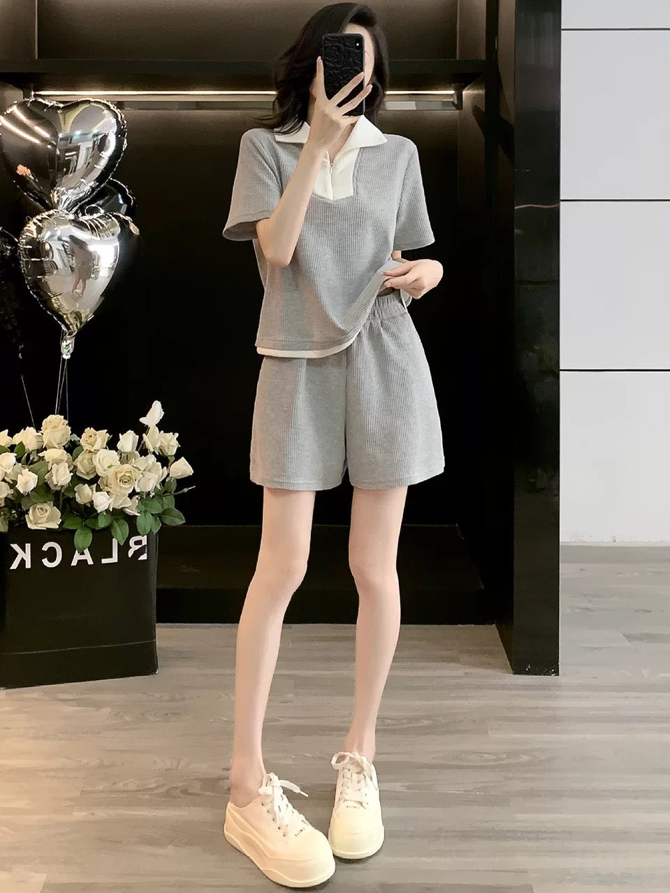 European goods gray casual sports suit for women 2025 summer fashion age-reducing niche short-sleeved top shorts two-piece suit