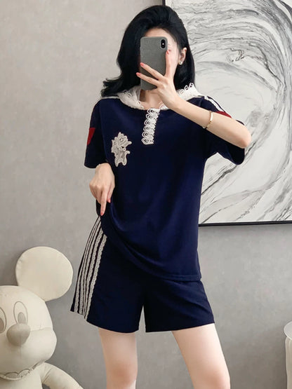 European station casual sports suit summer 2025 new fashion age-reducing short-sleeved tops and shorts two-piece suits for women