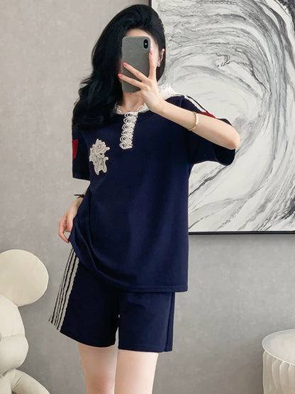 European station casual sports suit summer 2025 new fashion age-reducing short-sleeved tops and shorts two-piece suits for women