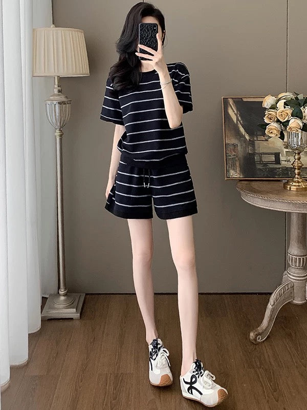 European striped casual sports suit for women 2025 summer fashion age-reducing black short-sleeved T-shirt shorts two-piece suit