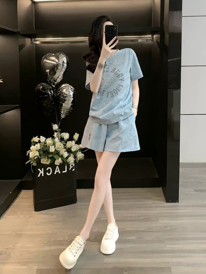 2025 Summer Comfortable Lazy Style Leisure Sports Suit Women's Fashionable Age-Reducing Slim Short-sleeved T-shirt Shorts Two-piece Set