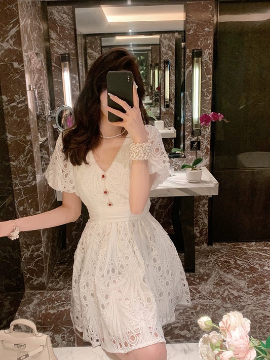 BETTER LS High-end hollow lace v-neck small fragrant puff sleeve dress can be worn as a small dress at ordinary times