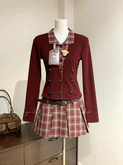 A gorgeous red plaid skirt with a layered design, perfect for a sophisticated, Miu-inspired Christmas outfit this fall/winter.